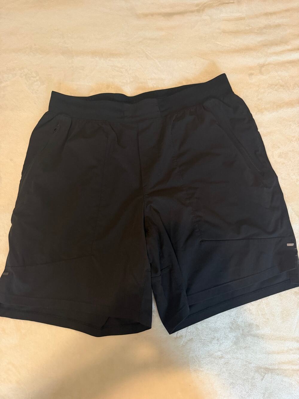 Lululemon Men's Shorts Large Black No Draw String Running Outdoor Pockets